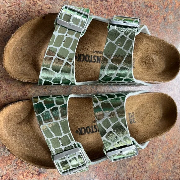 NWOT Iridescent green Birkenstock Arizonas - Picture 7 of 10